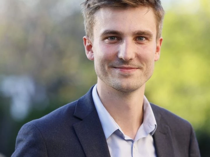 ГРЯДЕТ ВОЗРОЖДЕНИЕ ФРАНЦУЗСКИХ КОММУНИСТОВ?