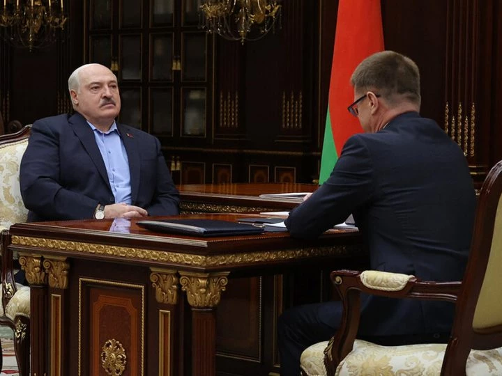 ВСТРЕЧА ДВУХ ГЛАВ