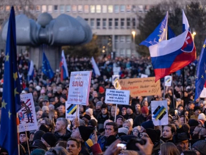 Словакию охватили масштабные протесты