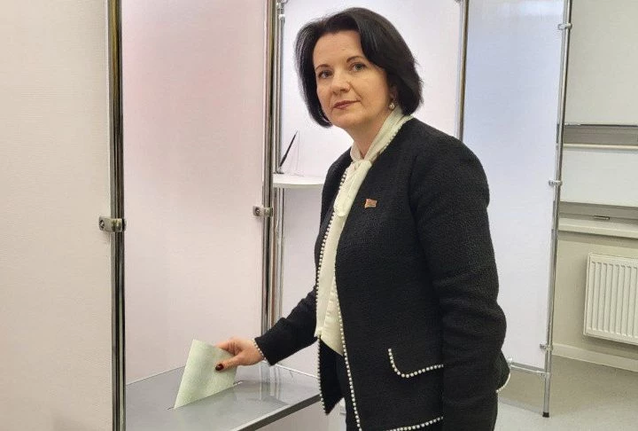 Министр Наталия Павлюченко об уникальности социальной поддержки в Беларуси: вера или лукавство?