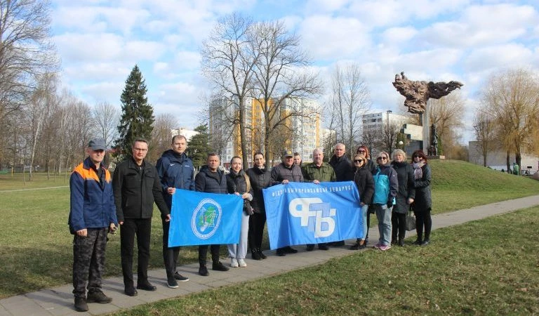 ГОД БЛАГОУСТРОЙСТВА – ПРОСТОР ДЕЙСТВИЙ НЕ ТОЛЬКО ДЛЯ ДВОРНИКОВ. СУБЪЕКТИВНЫЕ ЗАМЕТКИ ОБ АКЦИИ ФПБ “ЧИСТО! ПРОФ! Союз!”